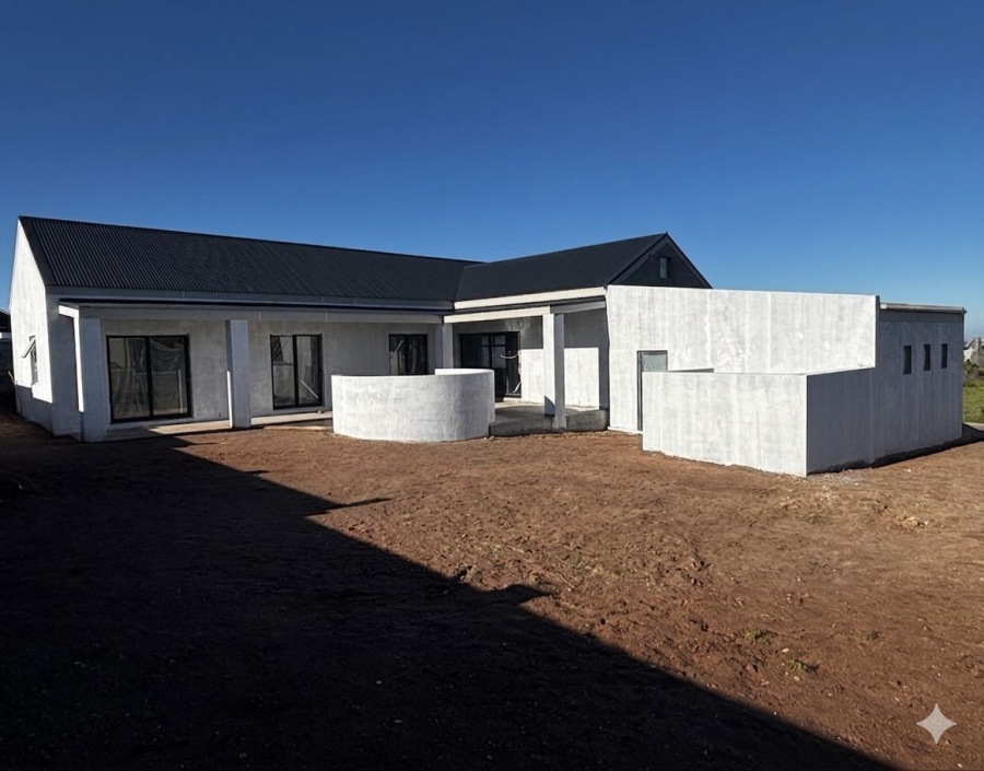 3 Bedroom Property for Sale in Hoogland Western Cape